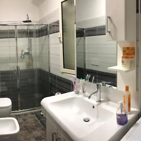 Big 110m2 In Appartamento Shkodër